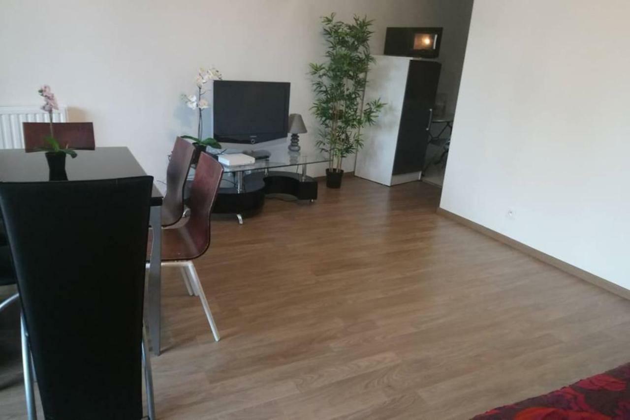 Boissy Gare Rer A Appartement 1 A 3 Chambres Au Choix Экстерьер фото